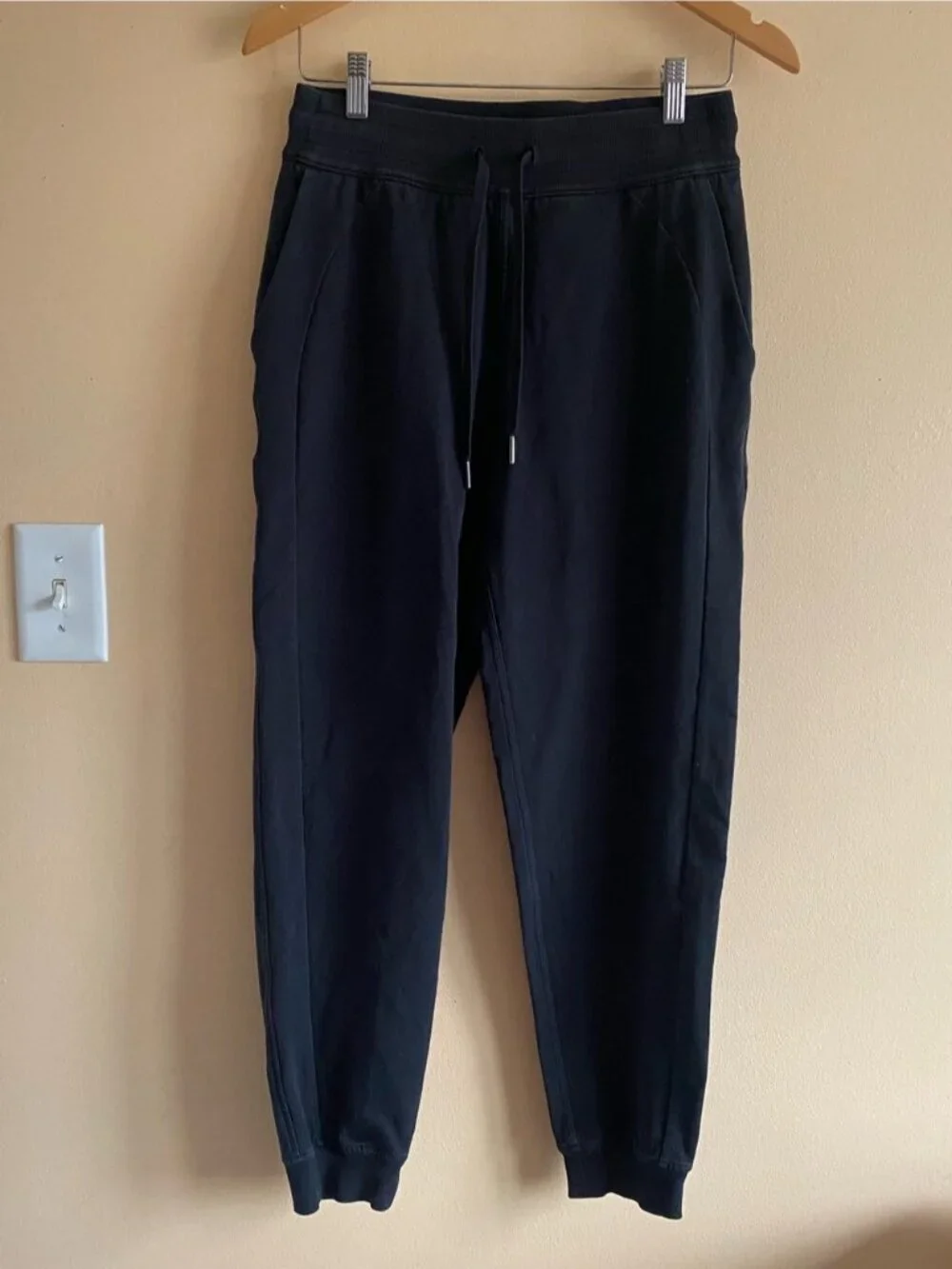 Lululemon Scuba High-Rise French Terry Jogger Woman 6 Black Gym Workout 2022